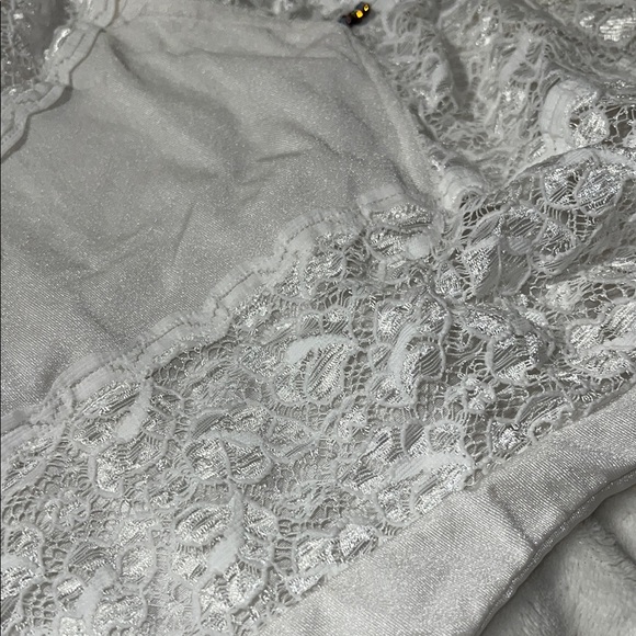 white lace camisole top !! - Picture 3 of 4